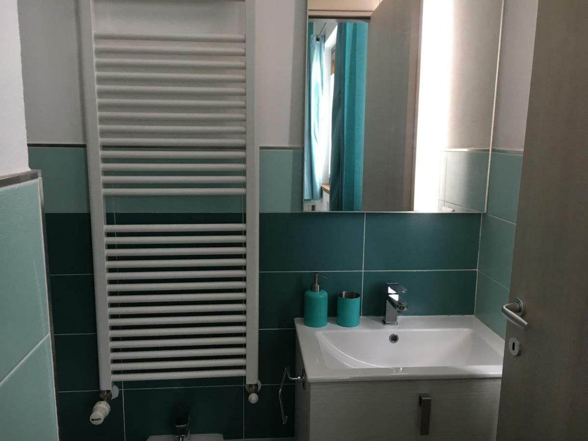 Carugo Elleboro B&B 외부 사진