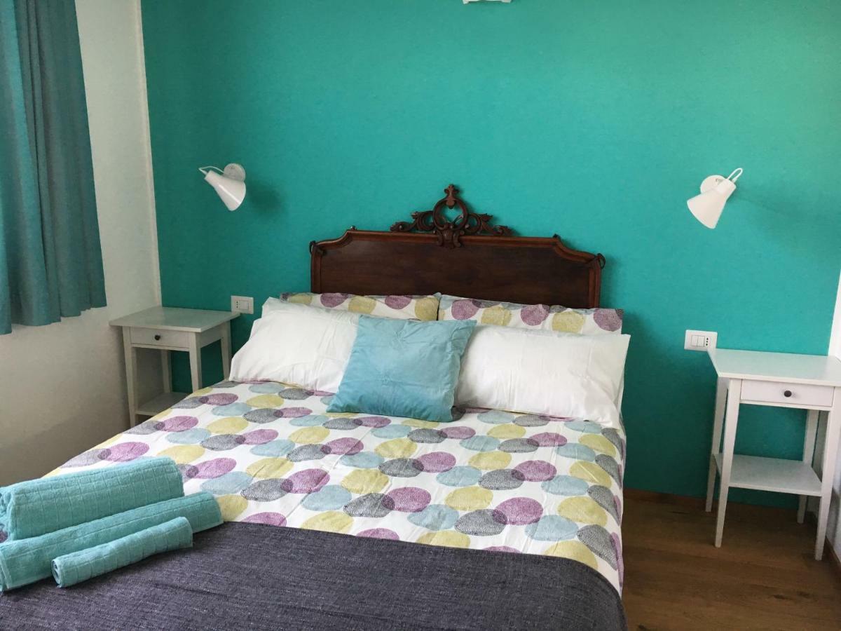 Carugo Elleboro B&B 외부 사진