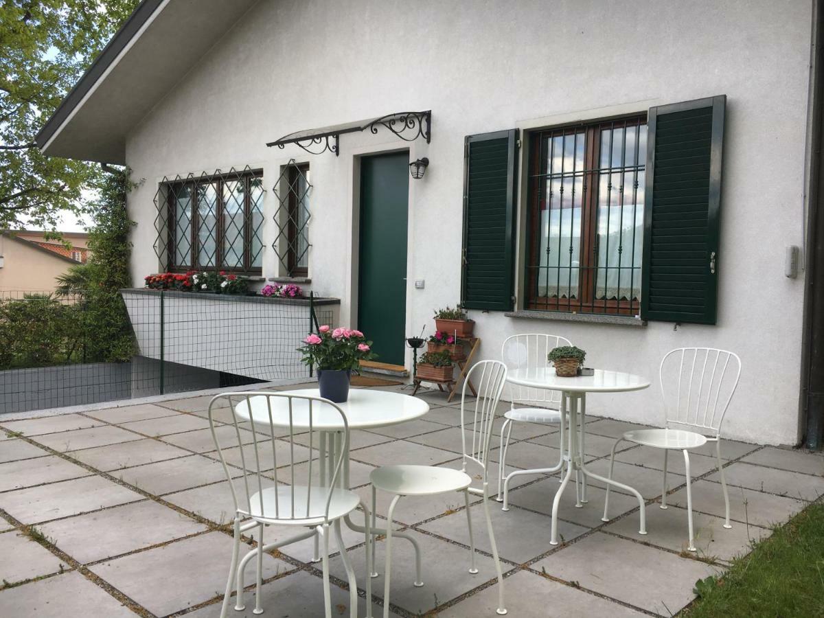 Carugo Elleboro B&B 외부 사진