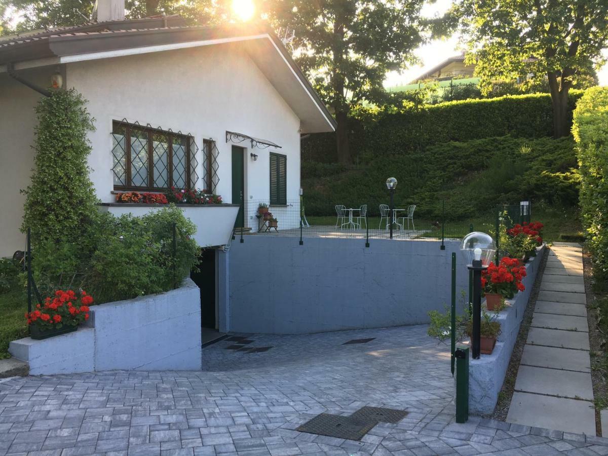 Carugo Elleboro B&B 외부 사진